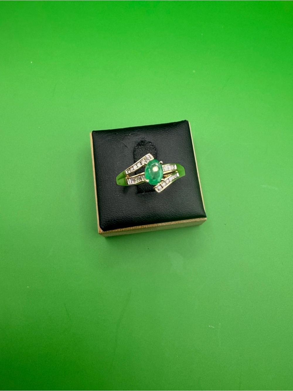 14k Yellow Gold Emerald & Diamond Ring Size 10